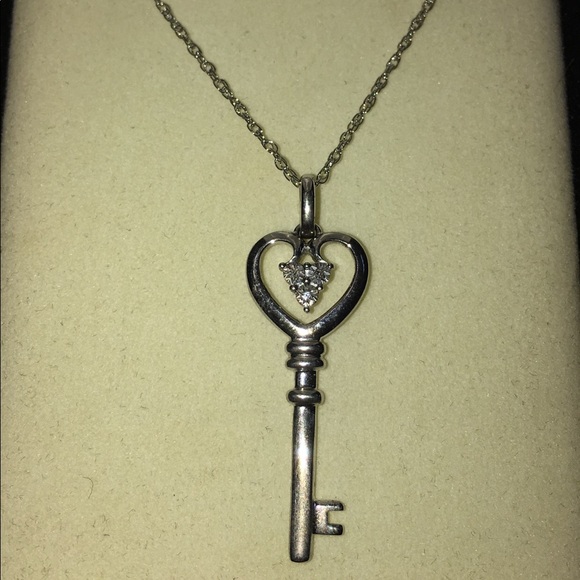 Kay Jewelers Necklace - Picture 1 of 2